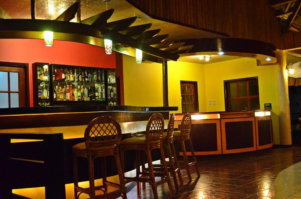 Veraneante Resort Panglao Bagian luar foto