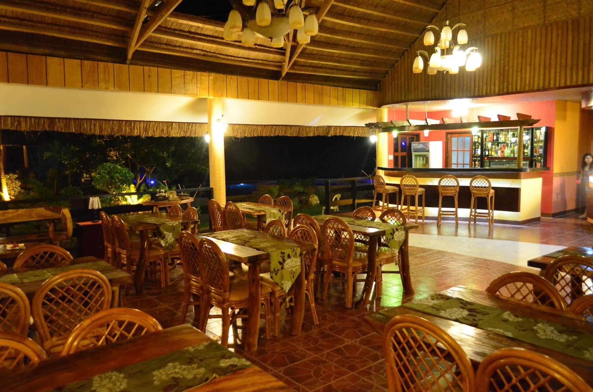 Veraneante Resort Panglao Bagian luar foto